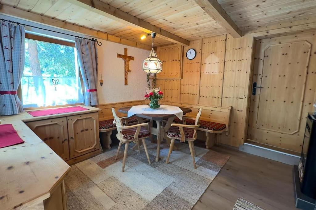 Landhaus Alpenglueck Axams Eksteriør bilde